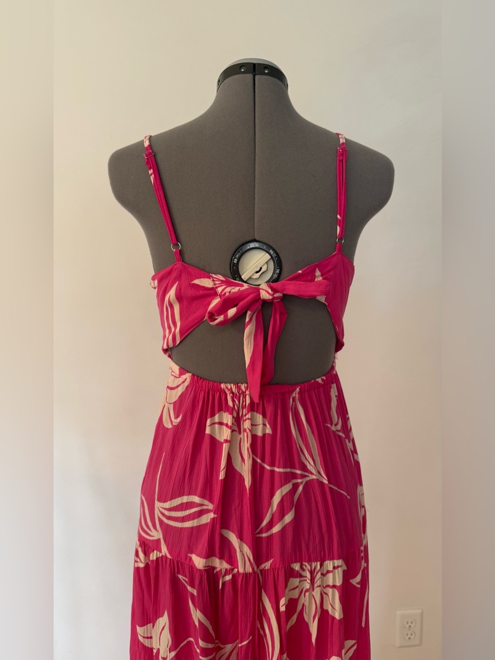 Women’s Pink Floral Maxi Dress - Sleeveless V-Neck - Picture 7 of 7